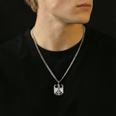 Deutschland Wappen Kette Herren am Model