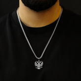 Russland Wappen Kette Herren am Model