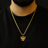 Russland Adler Wappen Kette Herren getragen am Model