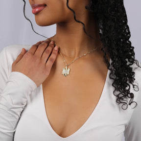 Rumänien Wappen Kette Tragebild Damen Gold